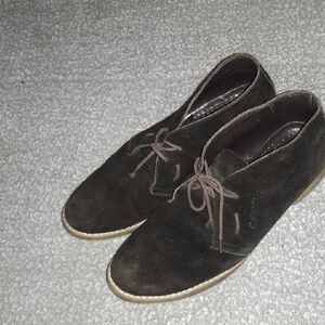 Classic Brown Suede Chukka Boots